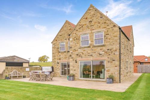 Seadmed, 4 Bed in Catterick oc-y33625 in Tunstall