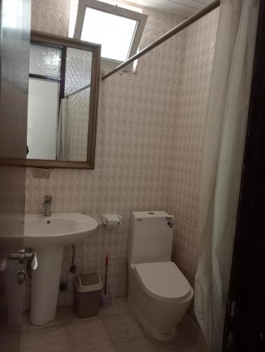 Avi Guest House - image 4