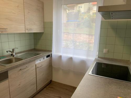 Große Ferienwohnung mit Balkon in Sankt Martin, Pfalz in Sankt Martin