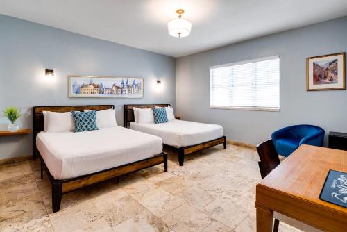 room detail thumbnail 0