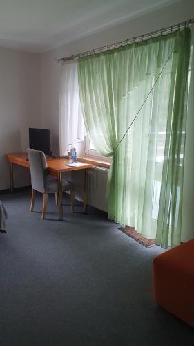 1 double bed, 1 sofa bed