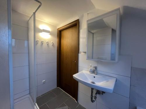 Beishan Appartements Nürnberg in Zentrum Dachgeschoss, Norimberga (foto 3)