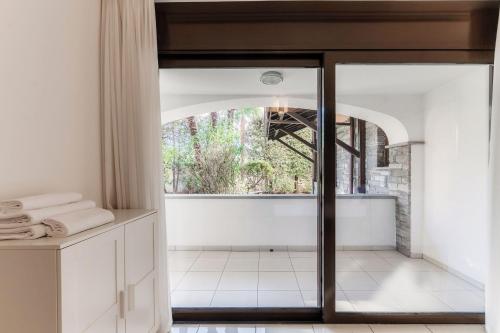 Florida Ascona Rooms by Quokka 360 - Between the Lake and the City in Ascona
