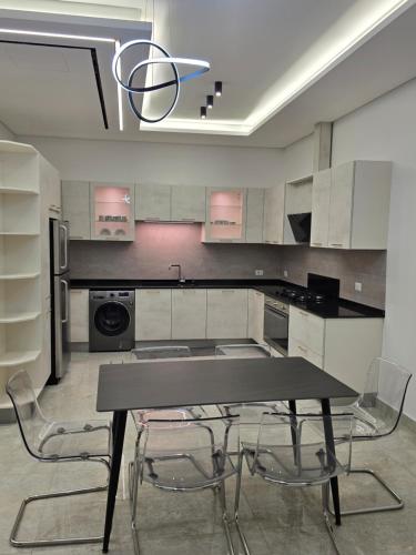 Family-Friendly 2 bedrooms spacious apartment - image 10