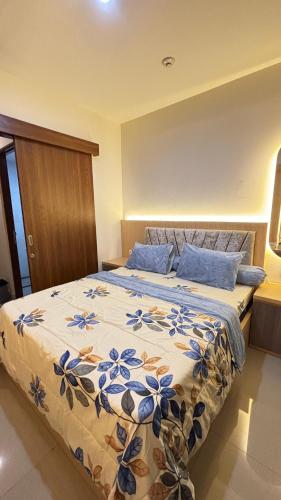 Grand Kamala Lagoon By Luxekey Room in Bekasi