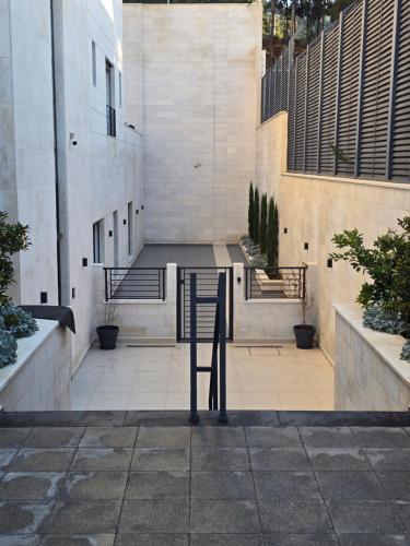 Family-Friendly 2 bedrooms spacious apartment Amman 