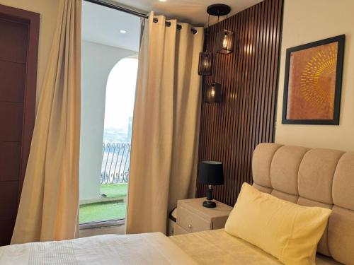 Modern Luxury Bedroom Apartment Islamabad - main image