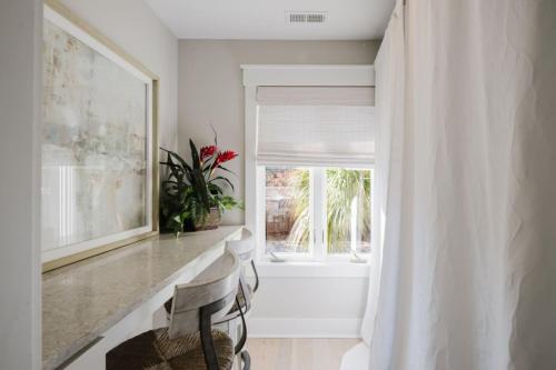 Coastal Quarters Condo - image 8