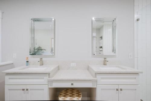 Coastal Quarters Condo - image 9