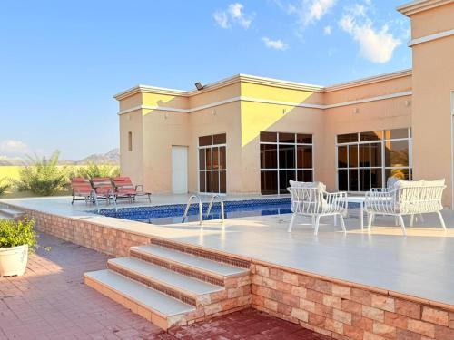 Moonlight Resort in Sinadil