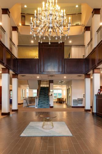 大堂, 凱富套房酒店 - 近伯克山 (Comfort Inn & Suites Near Burke Mountain) in 聖約翰斯堡 (VT)