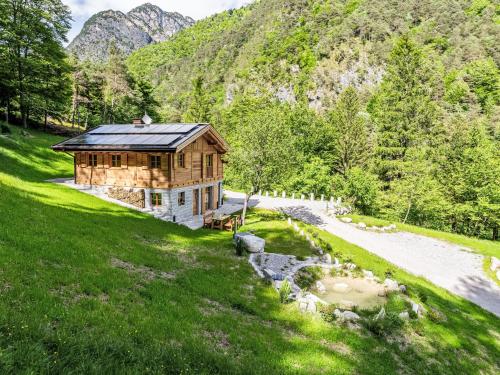 Viesnīcas āriene, Chalet La Granda by Interhome in Montagne