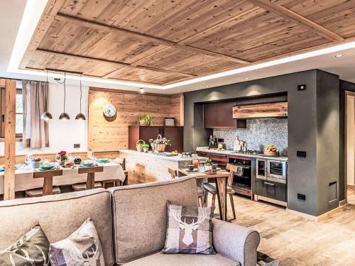 Chalet La Granda e la Piciola by Interhome in Montagne