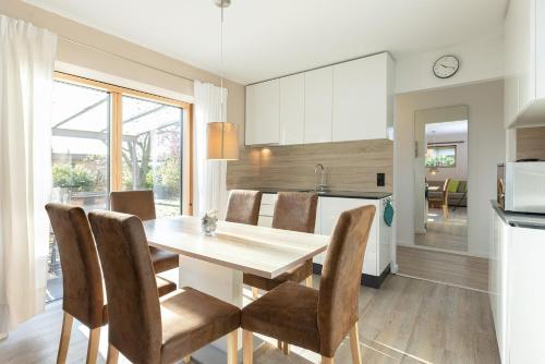 Haus Hanseatenweg 7 – khách sạn tại Lenste