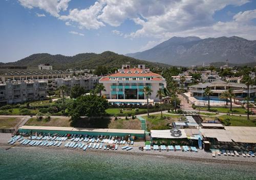 Valeri Beach Hotel - image 8