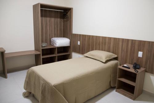 1 twin bed
