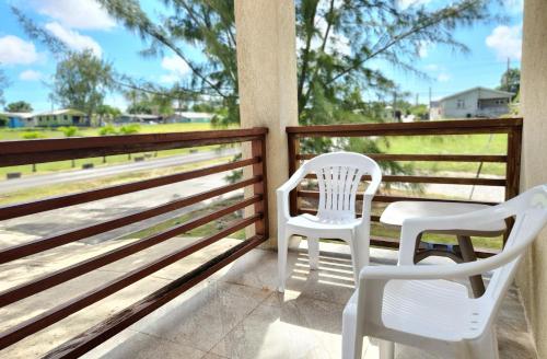 Facilities, Serene Escape - Central & Modern in Wildey
