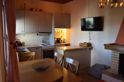Holiday Cottage in 폴리드로소스