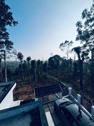 Stay loop in Cherambadi