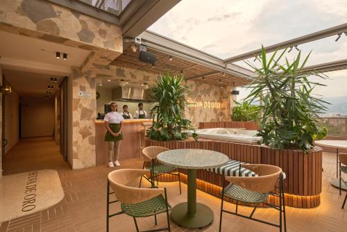 パブ/ラウンジ, Hotel Dix in メデジン