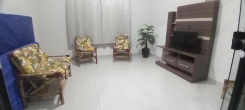 Chácara Recanto dos Canários a 30 minutos do Thermas dos Laranjais (Chacara Recanto dos Canarios a 30 minutos do Thermas dos Laranjais) in Cajobi