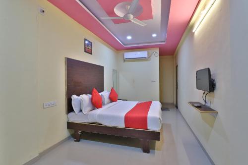 1 queen bed