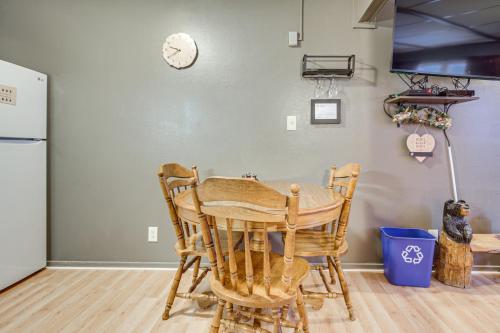 George Lake Views & Access! Family Condo By Trails in Rhinelander (WI)