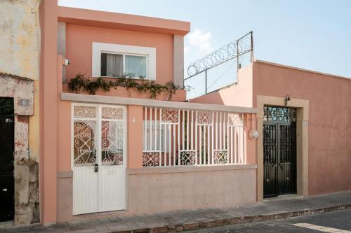 Damián Carmona By Homi Rent