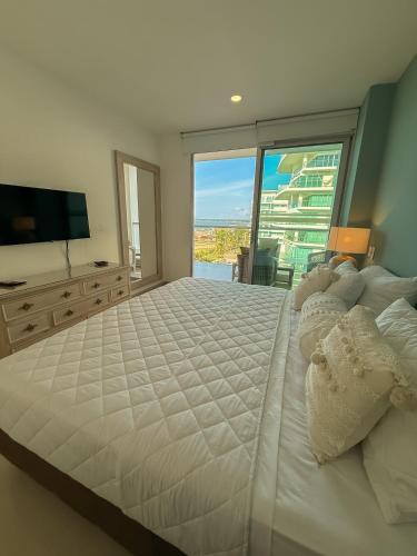 Exclusivo condominio con salida directa al mar