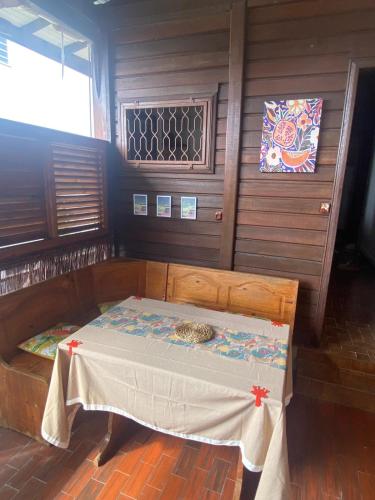 Palvelut, Two-bedroom apartment with sea view in Les Anses-d'Arlet
