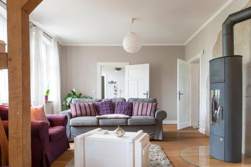 Elbferienhaus Lenzerwische - gemeinsames Urlauben an der Elbe mit privaten Badesee - alles inklusive in Lenzerwische