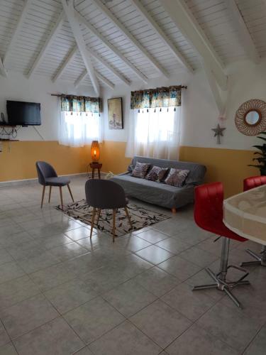 Iekārtas, Haut de villa " JODI " in Plessis-Nogent