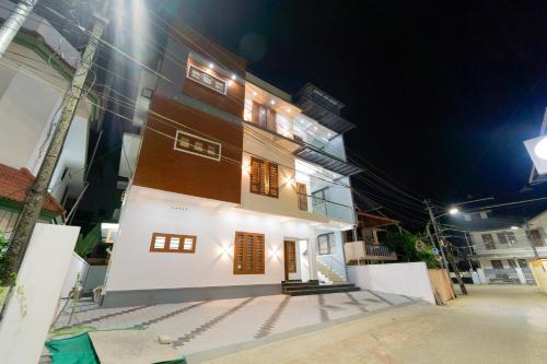 Greenview Royal Stay  photo 5