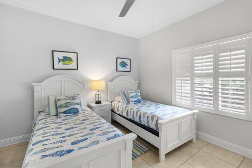 203 Crimson Condos - image 11