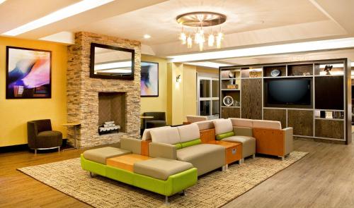 Фасада на хотела, Holiday Inn Little Rock-Presidential-Dwntn by IHG. in Литъл Рок, Арканзас