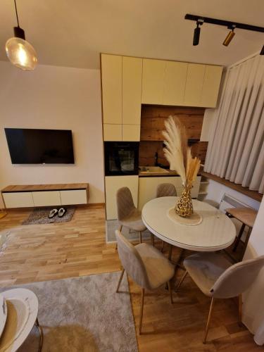 Apartman Elora Zlatibor - image 4
