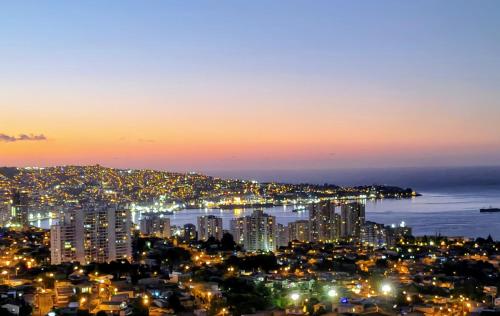 Depto Valparaíso con Vista al Mar y a la Bahía de Valparaíso