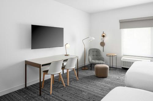 TownePlace Suites by Marriott Pigeon Forge - image 9