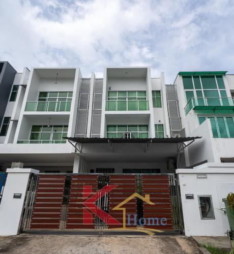 K Home -Cozy 3-Storey Landed/5R4B(16 Pax) CityKK