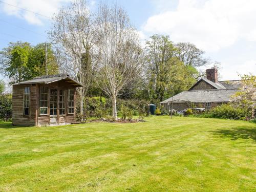 Dārzs, Wheelwright Cottage in Kluntona