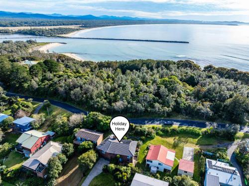 Bertie's 3 beaches - Firepit, 5min Walk to Beaches in Moruya