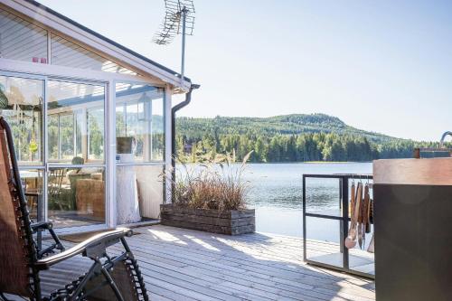 Viesnīcas āriene, Rural House With Panoramic View Over Lake Hansa in Nasvikena