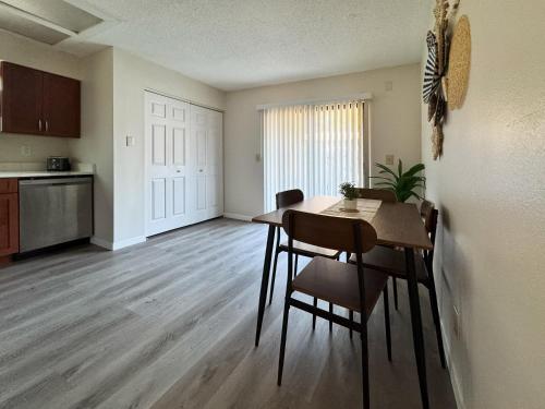 WiFi - Pet Friendly - Laundry - Short - Long Term in Safety Harbor