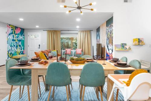 Zoo-Themed Family home near NC Zoo in 阿什伯勒