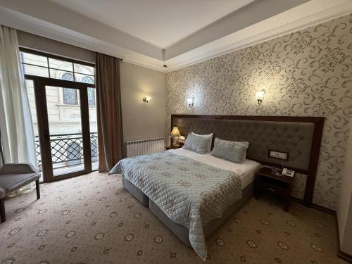 เตียงนอน, Capitol Hotel in บากู