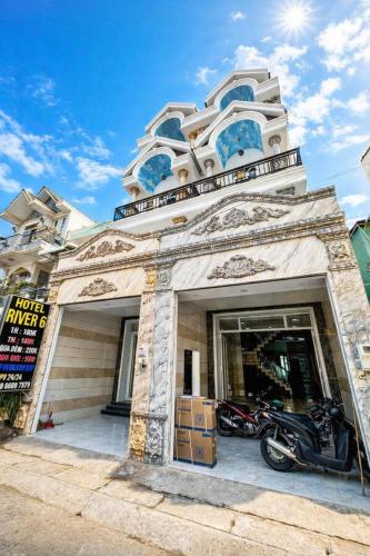 River Hotel 6 - 숙소 외관