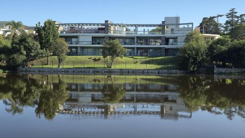 Apartamento Carde Housing