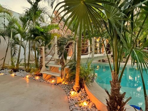 Villa Oasis Heated Private Pool Daily Housekeeping Prime location - image 2