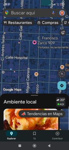Habitación amueblada con todo