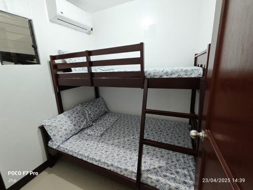 CristoRey Capas Tarlac GuestHaws R205 in Capas